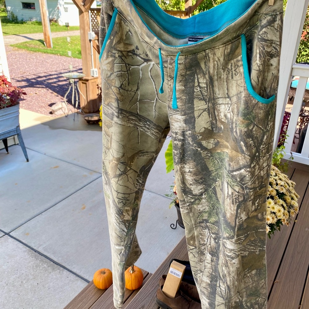 Realtree Camouflage pants with Teal Trim